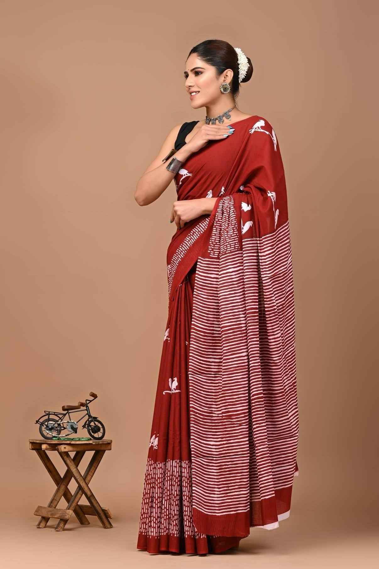 Gulmohar Grace Maroon Mulmul Cotton Saree-2