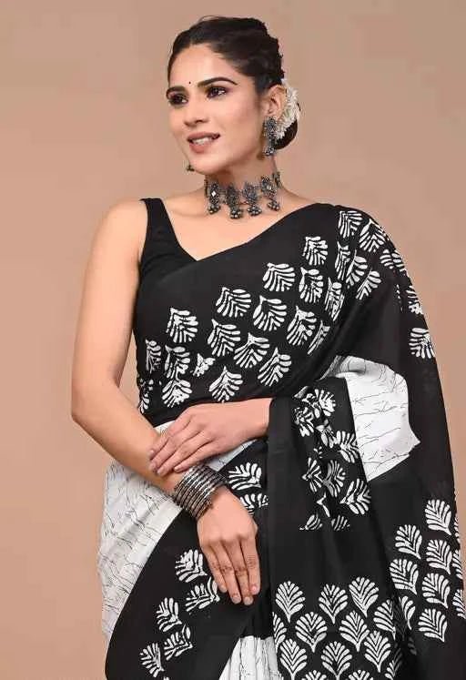 InkBloom Monochrome Mulmul Magic Saree-2